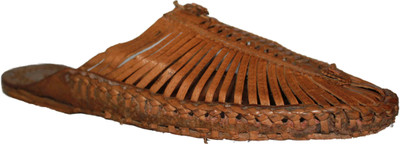 59% OFF on Authority Kolhapuri Slit Leather Jutti Leather Sandals 59% OFF on Authority Kolhapuri Slit Leather Jutti Leather Sandals