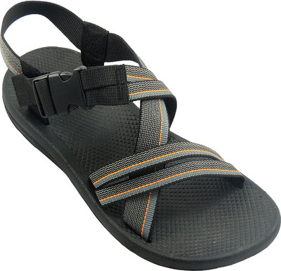 16% OFF on Calcetto Sports Sandal Sandals