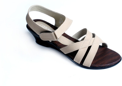 4% OFF on Dolphin Miles Titanic Wedges 4% OFF on Dolphin Miles Titanic Wedges