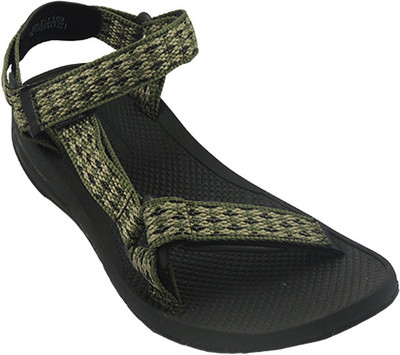 4% OFF on Calcetto Calcetto Sandals 4% OFF on Calcetto Calcetto Sandals