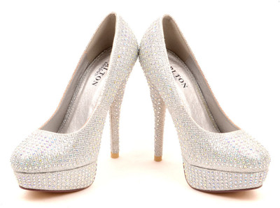 65% OFF on Carlton Leather Heels 65% OFF on Carlton Leather Heels