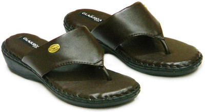 63% OFF on Classica Comfortable Party Wedges