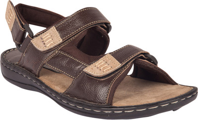 35% OFF on Invixo Elyte Sandal Leather Sandals