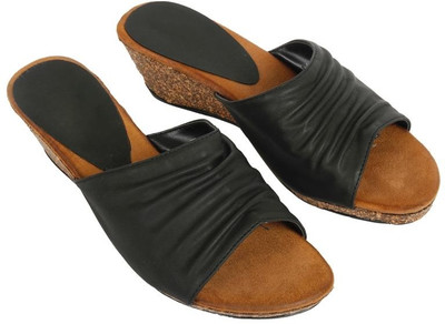 69% OFF on Artist Wedges