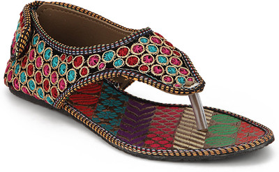 48% OFF on Paduki Flats