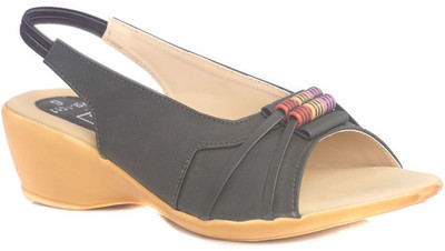30% OFF on Dolphin Miles Designer Sandals Wedges 30% OFF on Dolphin Miles Designer Sandals Wedges