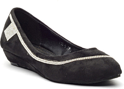 30% OFF on Pinq Chiq Wedges