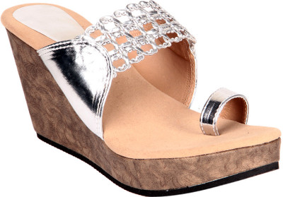 37% OFF on Soft & Sleek Open Toe Silver Girls Wedges 37% OFF on Soft & Sleek Open Toe Silver Girls Wedges