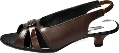 40% OFF on Aadolf Heels