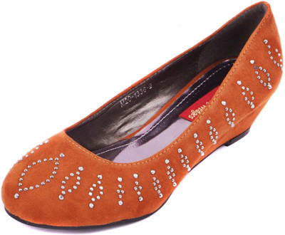 54% OFF on Heels n Wedges Wedges 54% OFF on Heels n Wedges Wedges