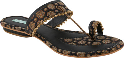 13% OFF on Ncollections Flats