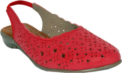 57% OFF on STUDIO 9 Chic Bantoo Flats 57% OFF on STUDIO 9 Chic Bantoo Flats