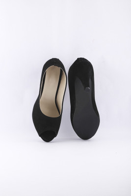 52% OFF on Grafion Heels