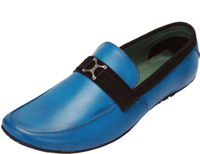 44% OFF on Shoebook Impeccable Casual Loafers