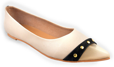 40% OFF on Zaera Sasha Pointed Bellies