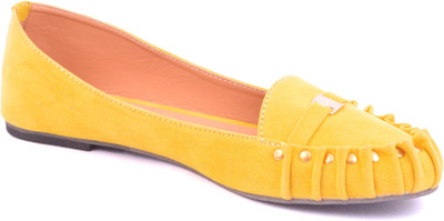 47% OFF on Grafion Casual Loafers