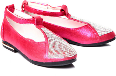 58% OFF on Trilokani Glamours Red KIDS BELLIES