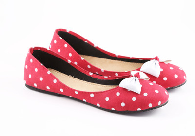 Street 299 Red Polka Dotted Bellies Street 299 Red Polka Dotted Bellies