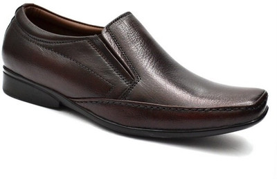 50% OFF on Lippy Steek Slip On Shoes 50% OFF on Lippy Steek Slip On Shoes