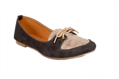16% OFF on Studio 9 Shoe Look Bellies