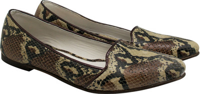 55% OFF on VAPH Olly Loafers