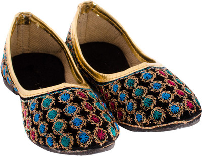 42% OFF on Ridhi Sidhi RSJ514 Mojaris