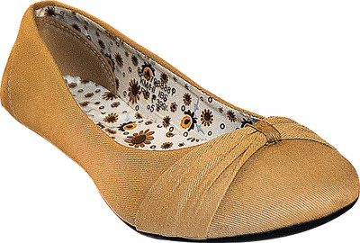 Khadim's Everyday Casuals