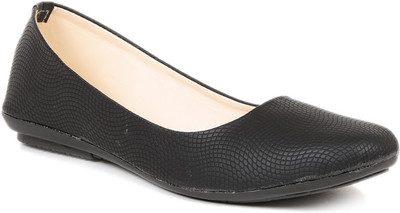 61% OFF on Sindhi Footwear GS-B675 Bellies