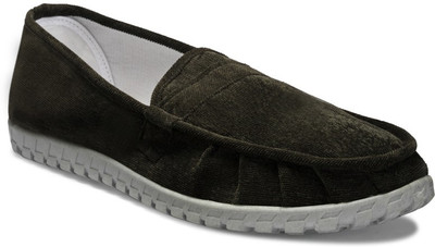 20% OFF on Yepme Men Green Casual Shoes 20% OFF on Yepme Men Green Casual Shoes