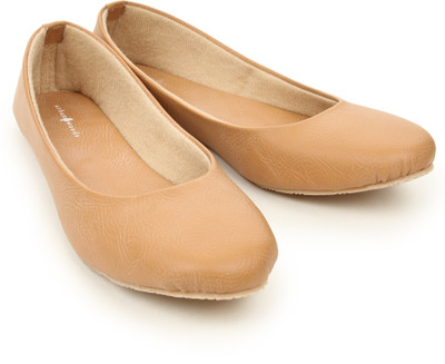 50% OFF on Urban Woods 551-6196Black Bellies