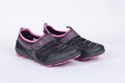50% OFF on Steppings Sportz Sneakers