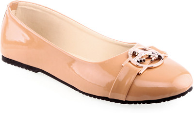 54% OFF on Aashka Horse Bellies