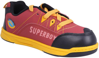 20% OFF on Guys & Dolls Superboy Casual Shoes