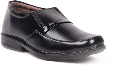 50% OFF on Foot n Style FS321 Slip On Shoes