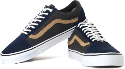 40% OFF on Vans Old Skool Sneakers 40% OFF on Vans Old Skool Sneakers