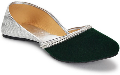 50% OFF on Paduki Ethnic Jutis 50% OFF on Paduki Ethnic Jutis