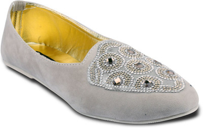 63% OFF on TEN Stylish Bellies 63% OFF on TEN Stylish Bellies