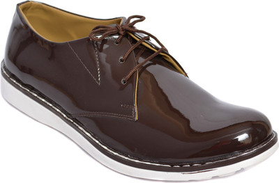 60% OFF on Kamil Brown Casual Shoes
