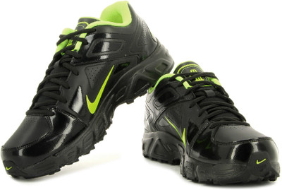 nike cricket shoes flipkart