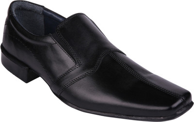 47% OFF on Hi-Tec F2004 Slip On Shoes 47% OFF on Hi-Tec F2004 Slip On Shoes