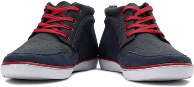 40% OFF on Flippd Genuine Leather Sneakers 40% OFF on Flippd Genuine Leather Sneakers