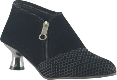 55% OFF on Faith Girls Casual Shoes