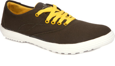 65% OFF on 100 Walker Ai-503 Canvas Shoes