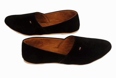 60% OFF on Fashion Swat Black Driving Shoes