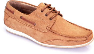 20% OFF on Trotter 1704 Casuals