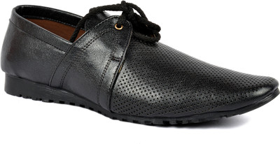 60% OFF on Footlodge Simple and Elegant Lace Up 60% OFF on Footlodge Simple and Elegant Lace Up