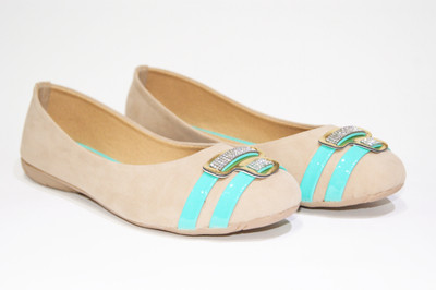 Big Buckles Angel Closed Toe Belly