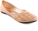40% OFF on Aashka Lasercut Bellies