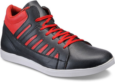 20% OFF on Yepme Men - Black Casuals