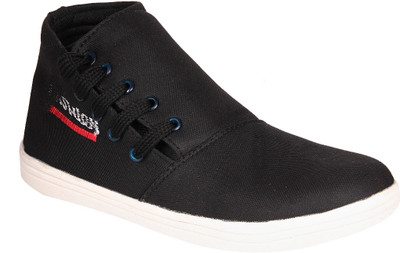 58% OFF on Kohinoor Sake Black Casual Shoes